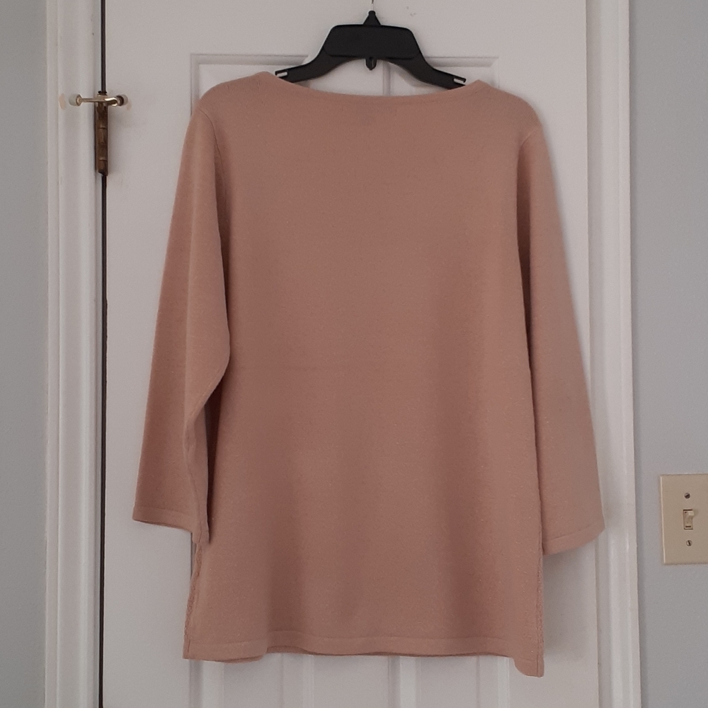 Sweater - Picture 2 of 4